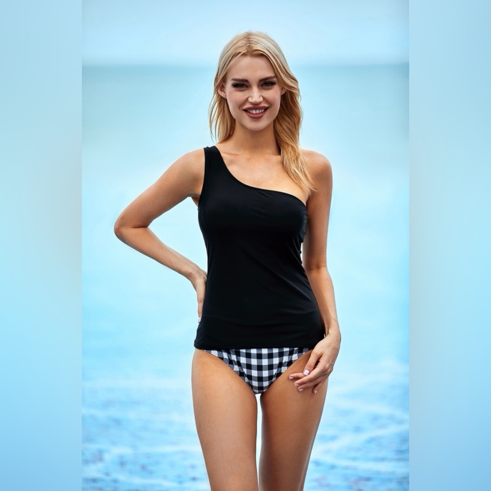 NWT Walk on beach Black One-Shoulder Tankini Top Size Medium